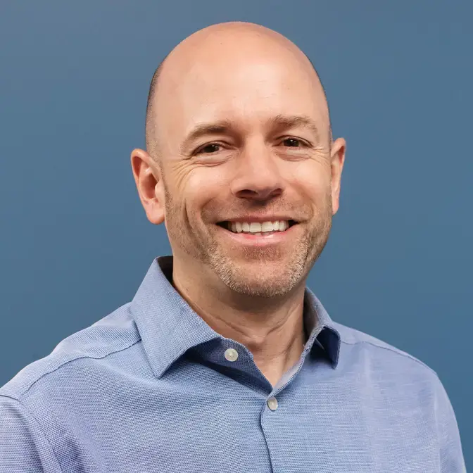 Headshot of Greg