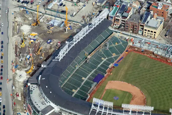 Wrigley Field Plaza
