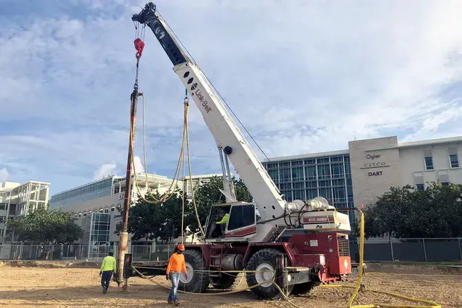 Getting the vibro compaction rig in place