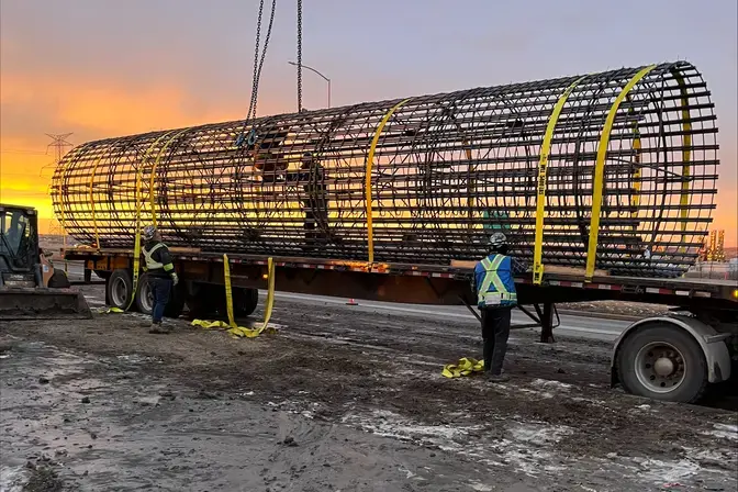 Delivering the cage on site