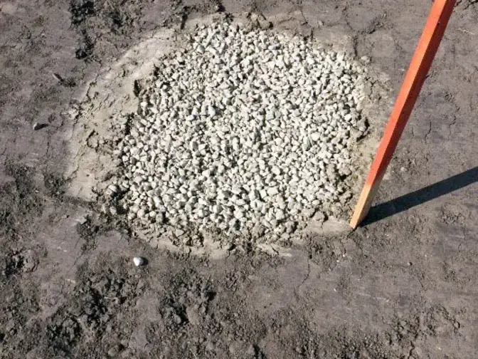 Summer Lake Elementary School stone column