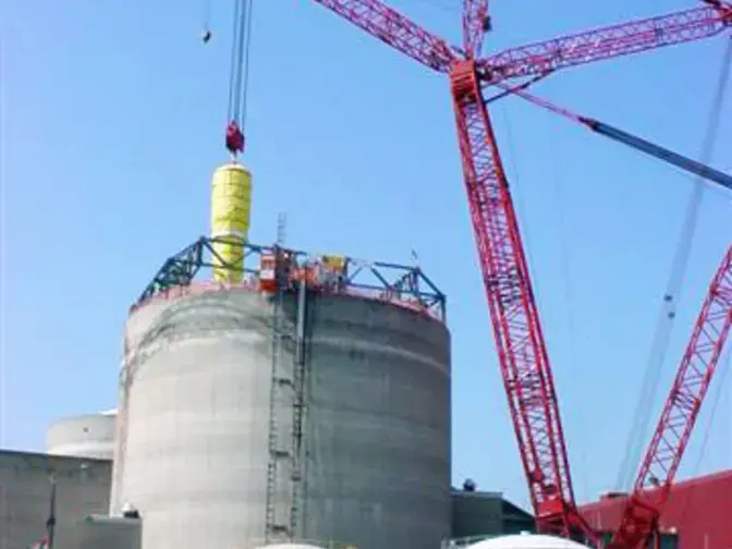 Removing the old steam generator
