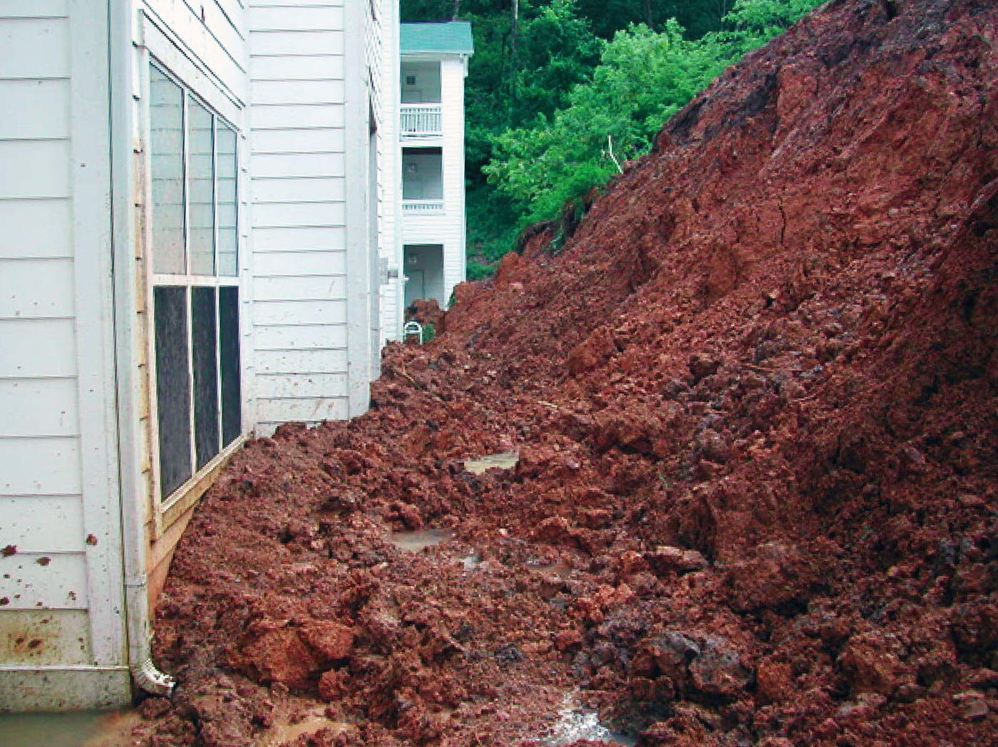 Lexington Landslide emergency slope stabilization