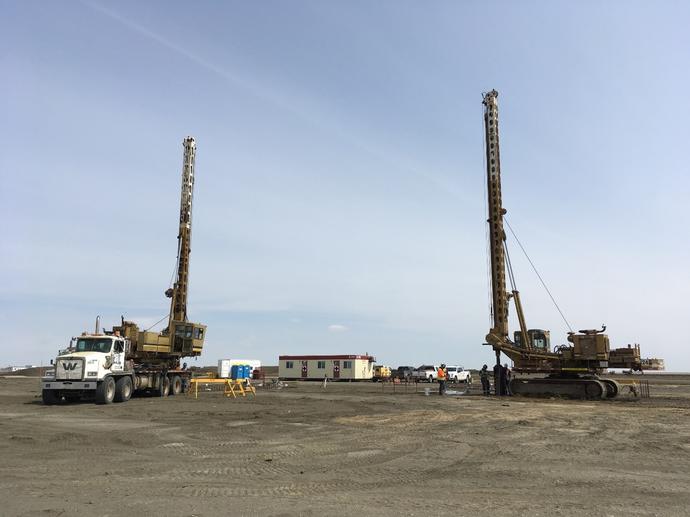 Two rigs on site